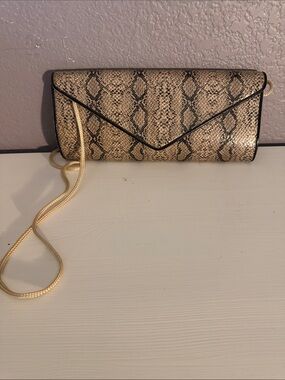 Snake Print Envelope Crossbody Clutch - Taupe